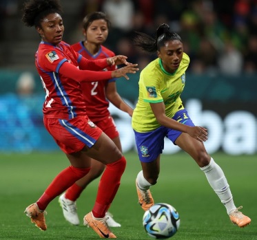 Brasil goleia Panamá e estreia bem na Copa do Mundo feminina