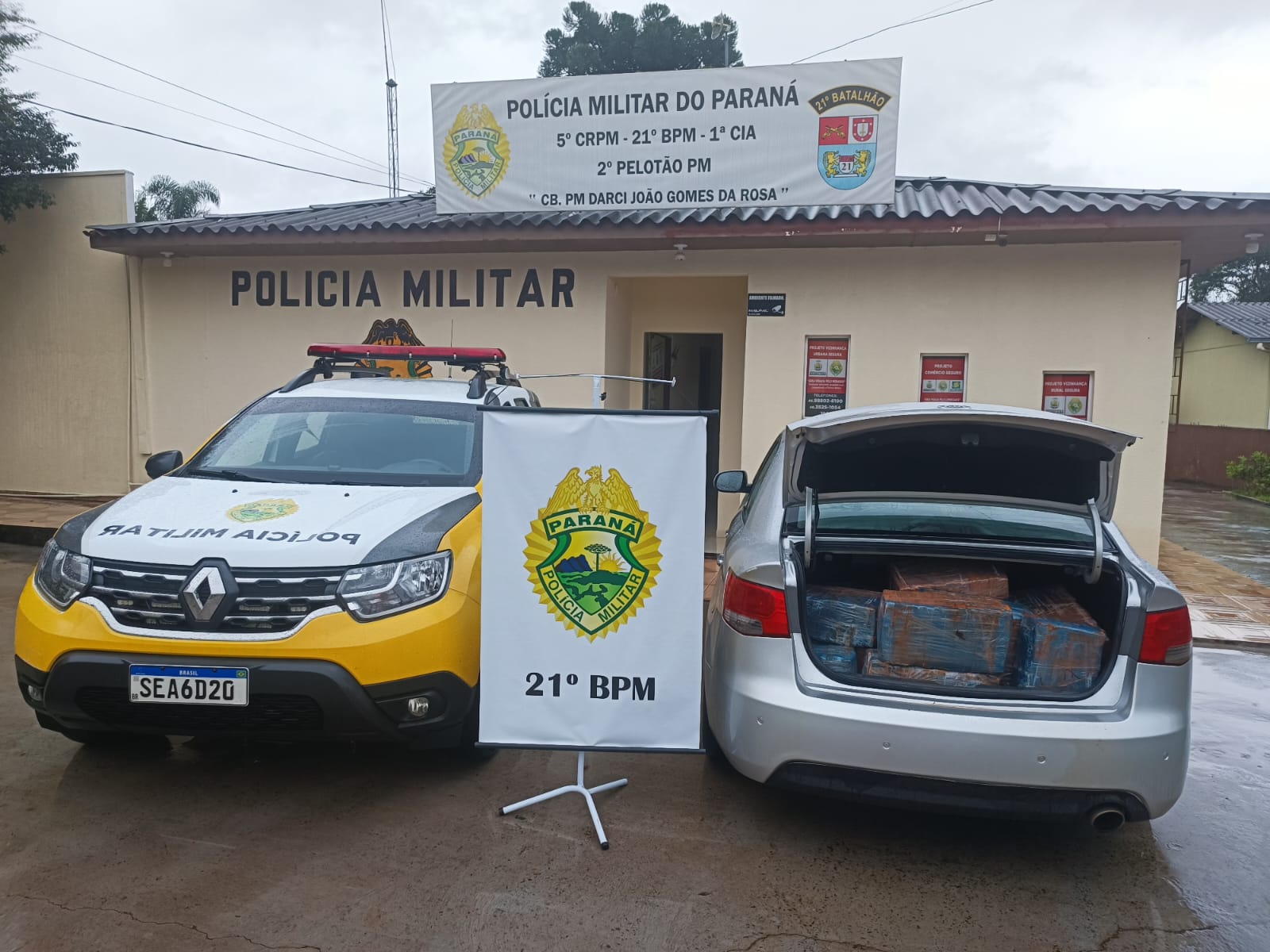 Polícia Militar apreende carro com 197 quilos de maconha