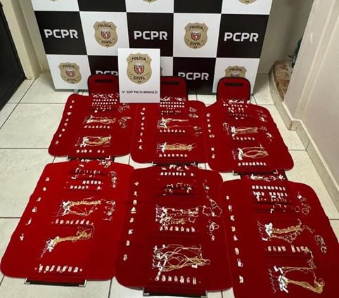 Polícia Civil recupera joias furtadas por ex-funcionário de empresa