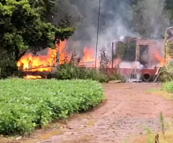 Família perde tudo após incêndio em residência neste Dia de Natal