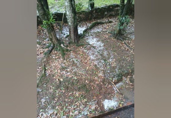 Queda de granizo é registrada em Renascença; vídeo