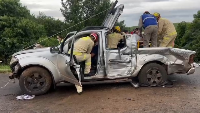 Grave acidente deixa quatro feridos na BR-280