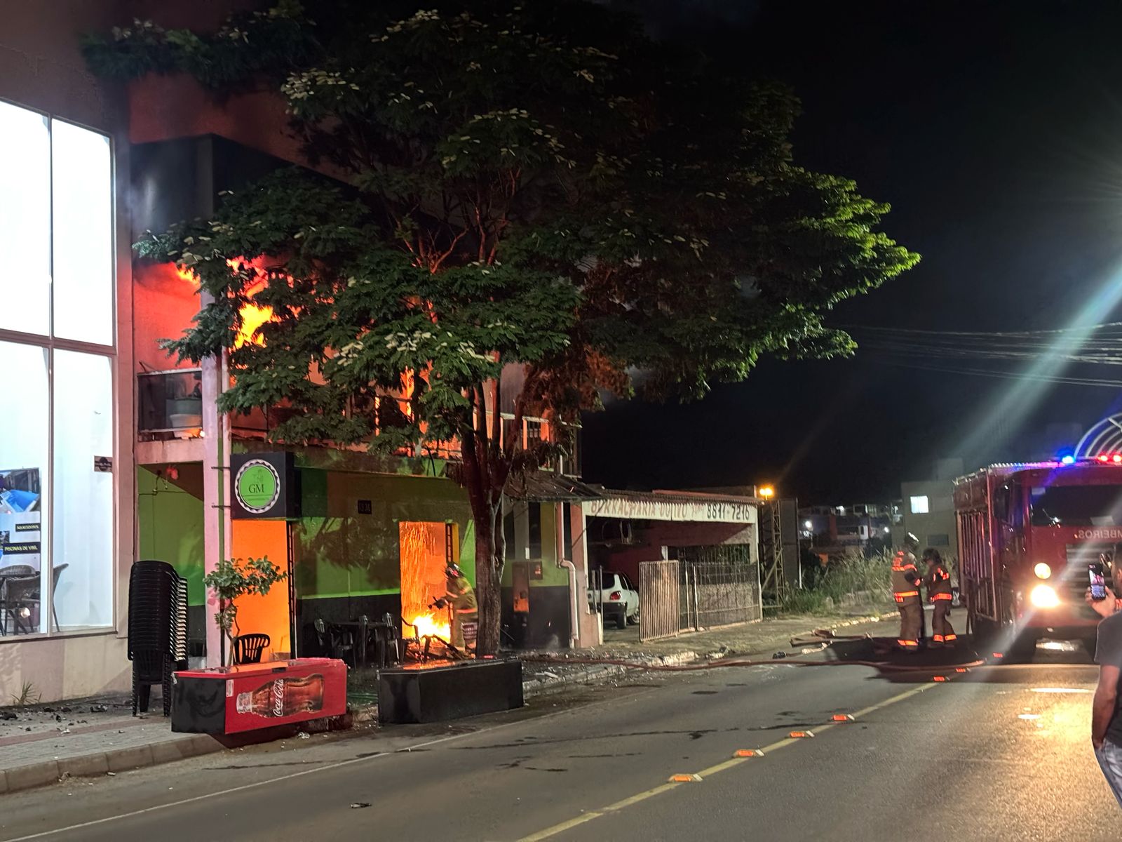 Incêndio atinge apartamento no bairro Alvorada