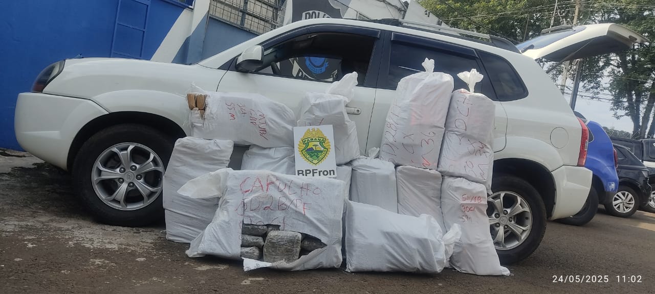 Homem é preso com 300 kg de maconha em veículo roubado