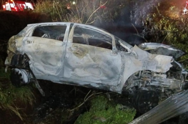Vítima de sequestro que morreu em acidente foi encontrada amordaçada no porta-malas do próprio carro