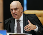Senadores protocolam pedido de impeachment contra Moraes