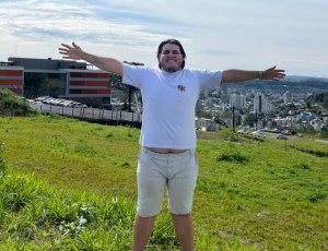 Empresário que estava desaparecido entra em contato com a família
